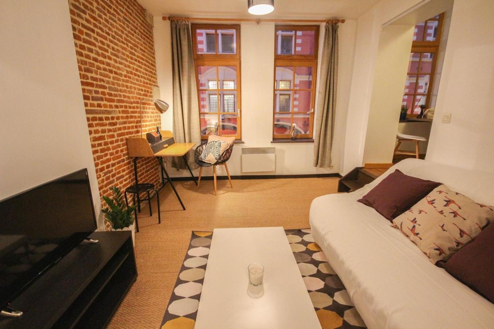 Apartment In A Typical Lille Street Екстериор снимка